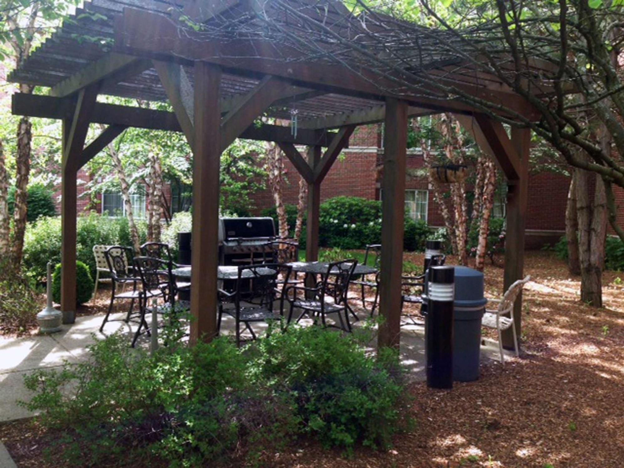 Extended Stay America Suites - Boston - Waltham - 32 4Th Ave Exterior foto